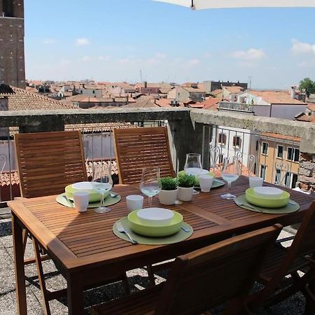 Apartment With Terrace In Chioggia'S Main Square Экстерьер фото