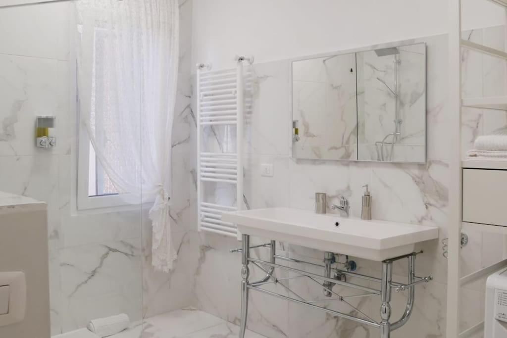 Apartment With Terrace In Chioggia'S Main Square Экстерьер фото